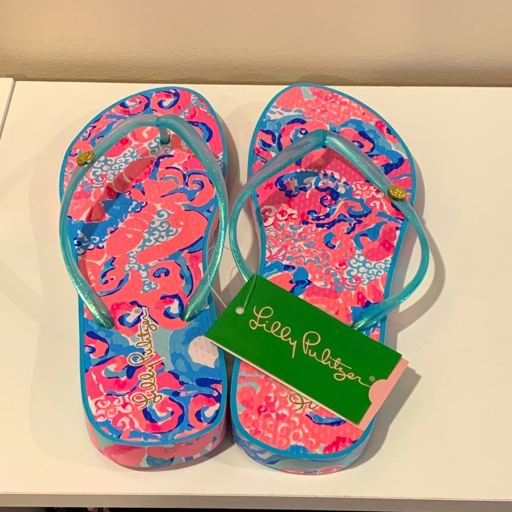 Lilly Pulitzer flip-flops (size 7/8) NWT